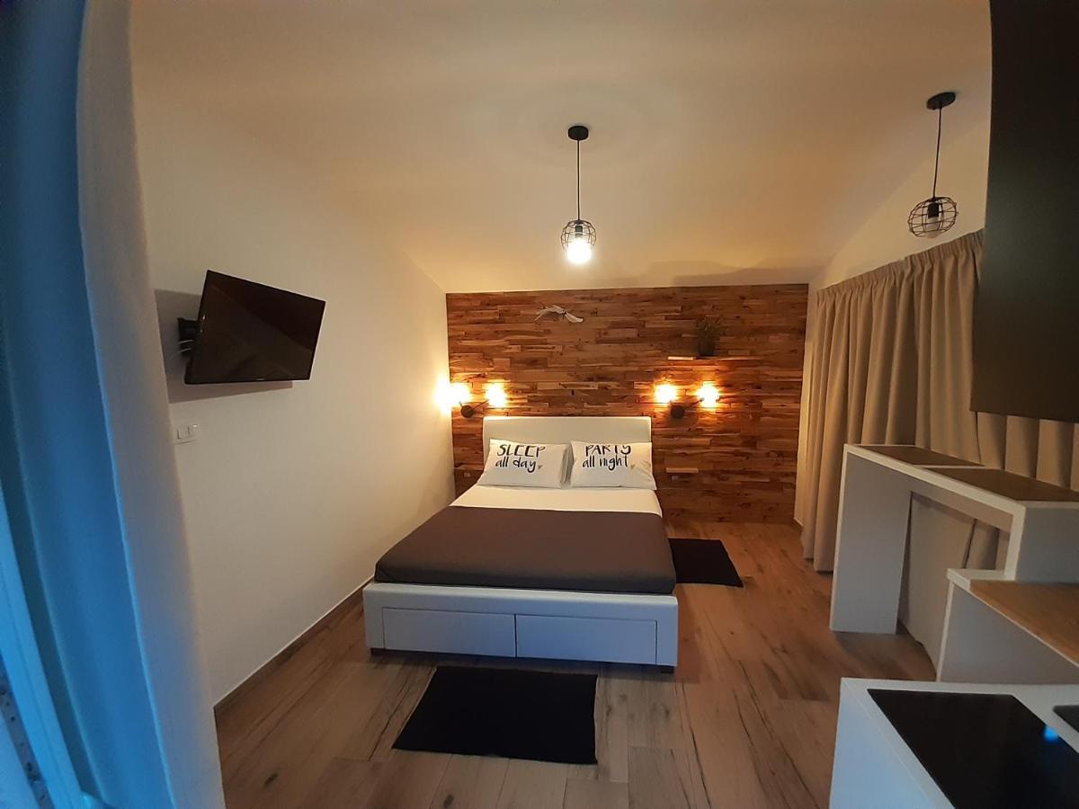 Ferienwohnung Little Olive Tree House Sali Exterior foto